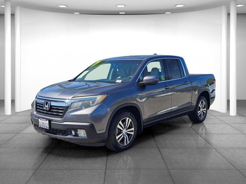 Used 2017 Honda Ridgeline RTS image 3