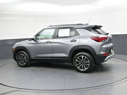 Used 2025 Chevrolet TrailBlazer LT image 6