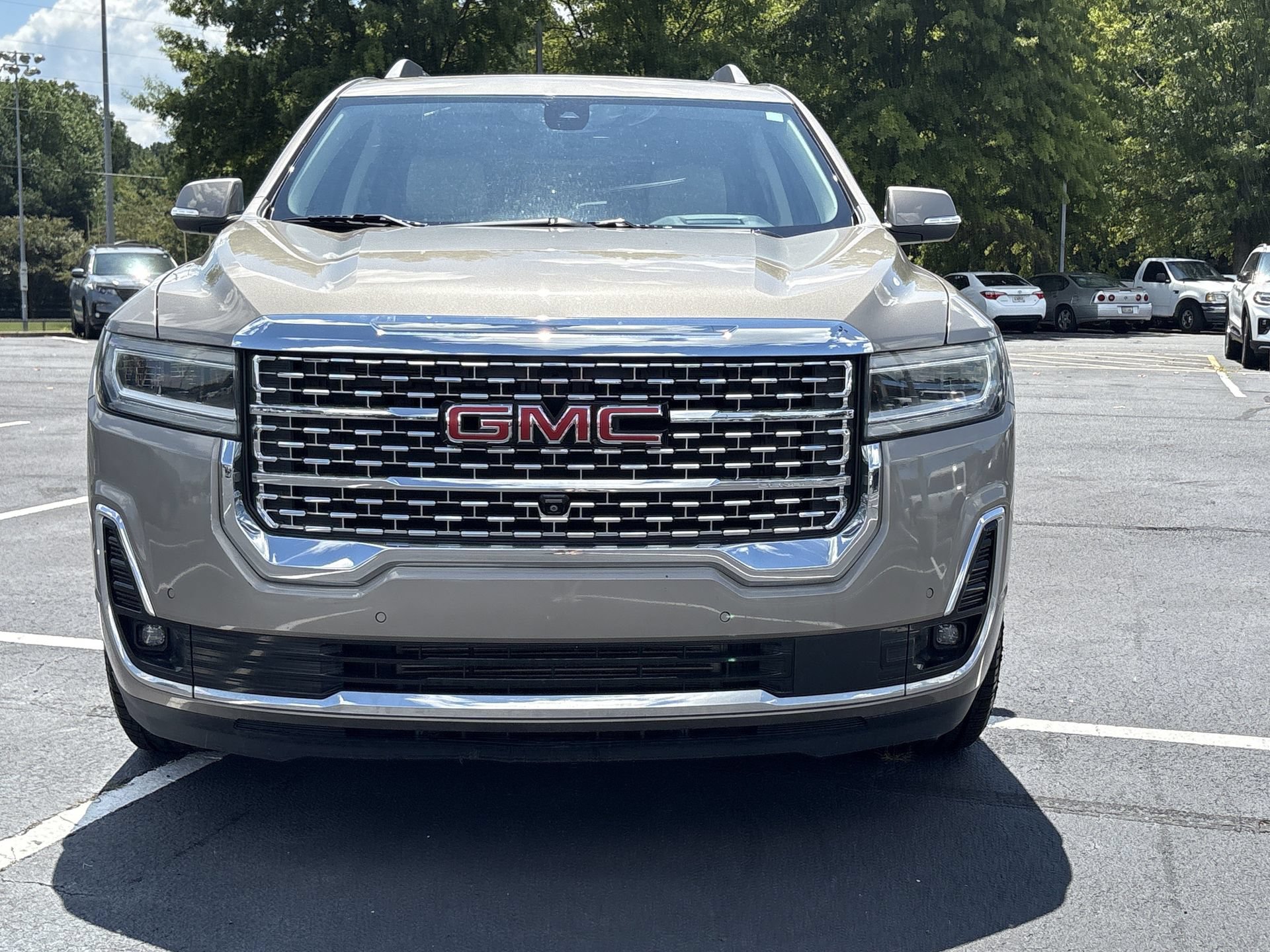 Used 2023 GMC Acadia Denali w/ Denali Ultimate Package FWD image 34