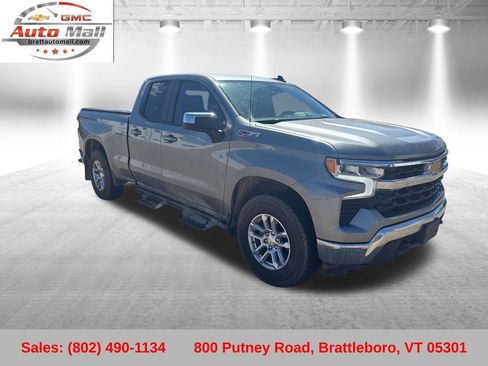 Used 2023 Chevrolet Silverado 1500 LT w/ Z71 Off-Road Package AWD/4WD image 9