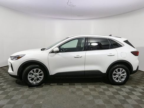 Used 2023 Ford Escape Active w/ Tech Pack #2 image 6