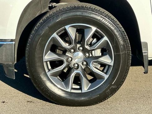 Used 2023 Chevrolet Silverado 1500 LT image 33