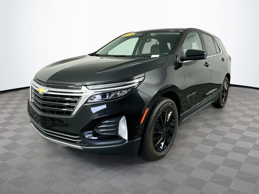 Used 2024 Chevrolet Equinox LT w/ LPO, Floor Liner Package FWD image 5