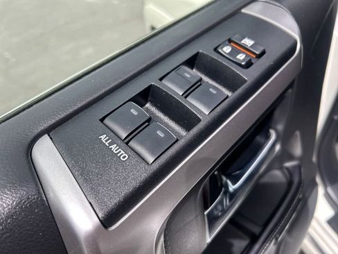 Certified 2017 Toyota 4Runner Limited AWD/4WD image 11