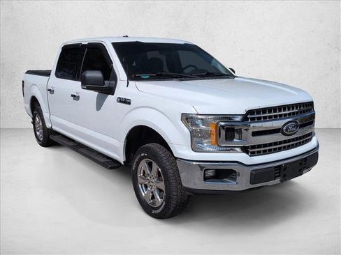 Used 2018 Ford F150 XLT w/ Equipment Group 302A Luxury image 3