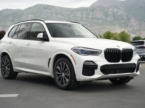 Used 2021 BMW X5 M50i w/ Executive Package AWD/4WD image 7