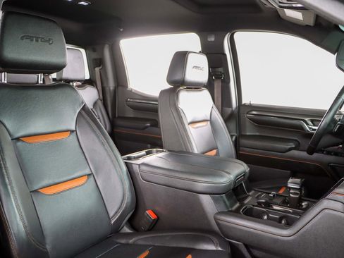 Used 2024 GMC Sierra 1500 AT4 w/ AT4 Preferred Package image 30