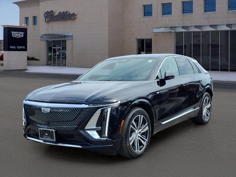 Certified 2024 Cadillac Lyriq Luxury w/ LPO, Floor Liner Package AWD/4WD image 1