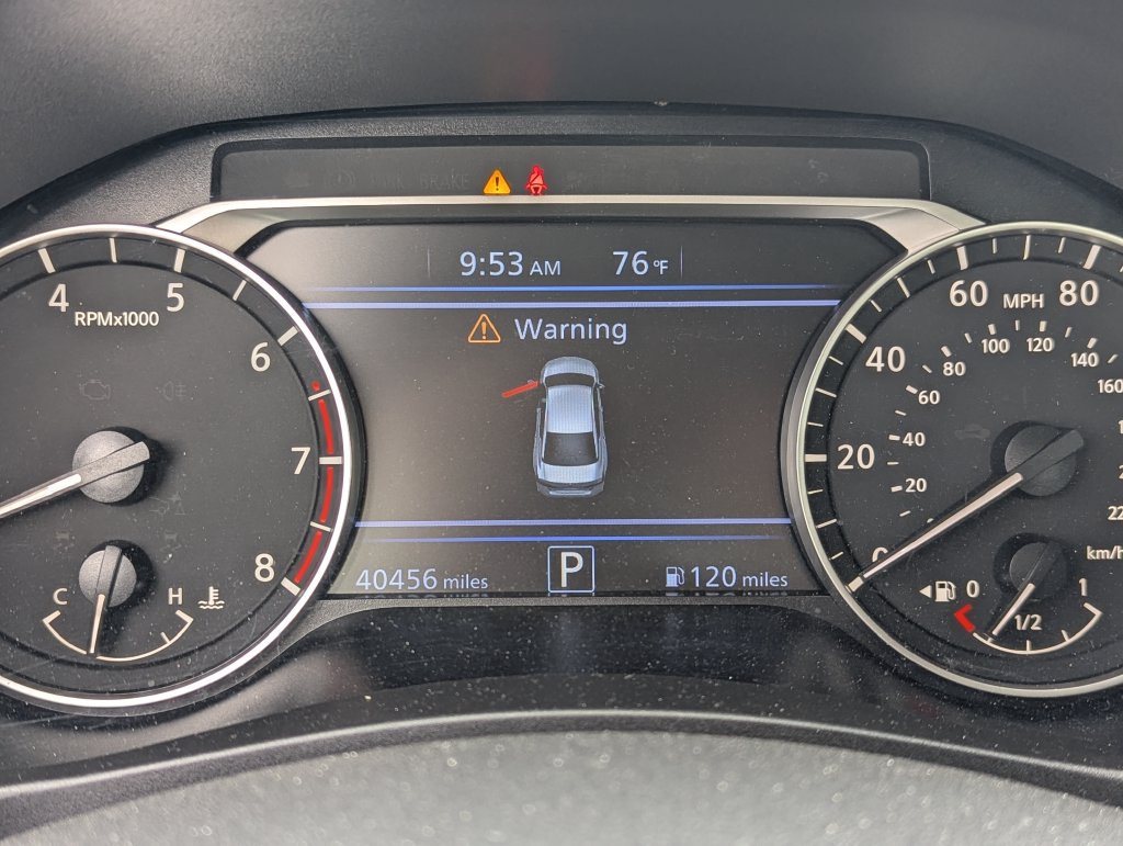 Used 2025 Nissan Altima 2.5 SV FWD image 20