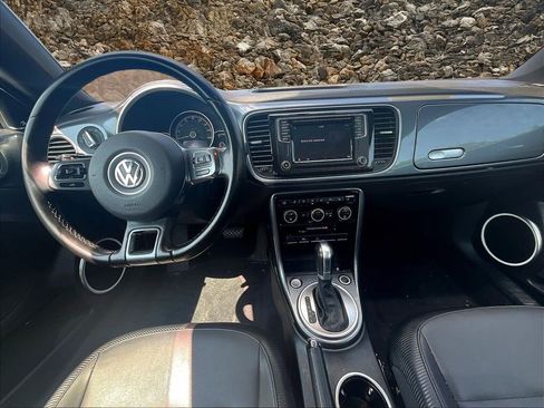 Used 2019 Volkswagen Beetle 2.0T SE image 13