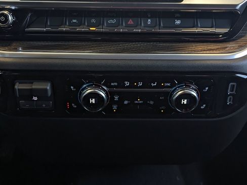 New 2026 GMC Sierra 1500 Elevation image 25