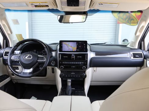 Used 2023 Lexus GX 460 Premium AWD/4WD image 17