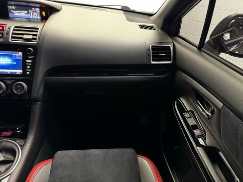 Used 2019 Subaru WRX STI image 15