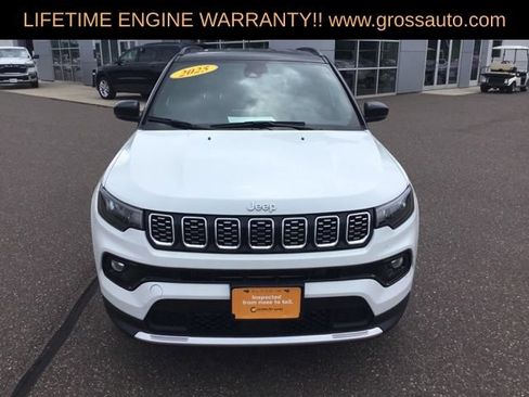 Certified 2025 Jeep Compass Limited AWD/4WD image 3