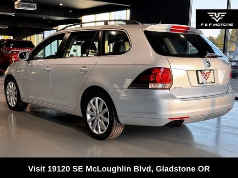 Used 2011 Volkswagen Jetta TDI FWD image 4