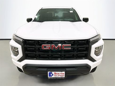 New 2026 GMC Canyon Elevation image 2