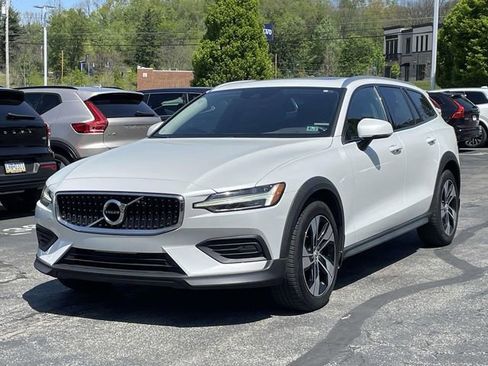 Used 2020 Volvo V60 T5 Cross Country w/ Protection Package Premier AWD/4WD image 1