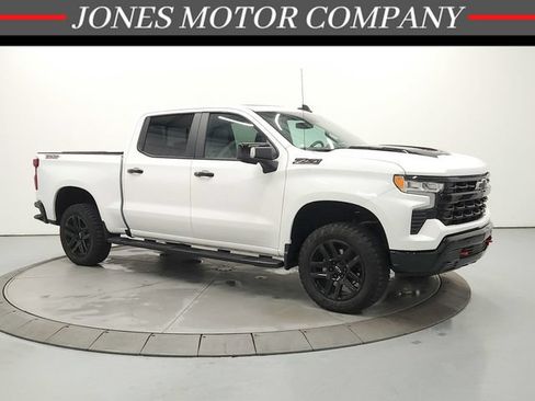 Used 2026 Chevrolet Silverado 1500 LT Trail Boss w/ Safety Package AWD/4WD image 1