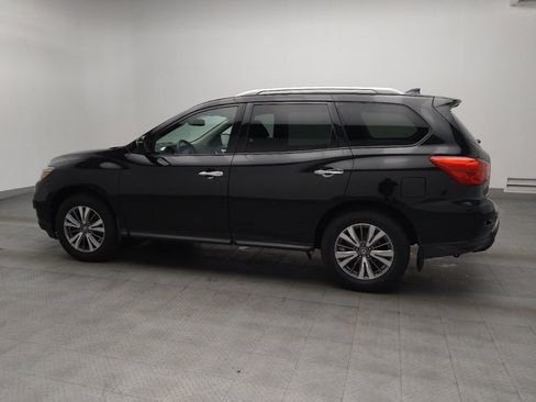 Used 2019 Nissan Pathfinder SV image 3