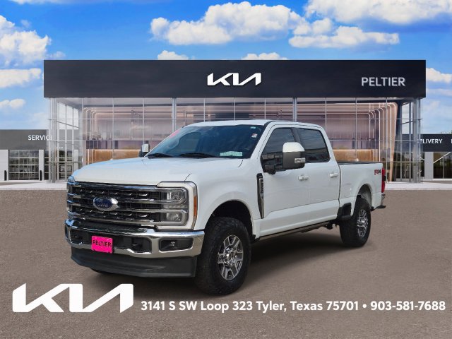 Used 2023 Ford F250 Lariat w/ FX4 Off-Road Package AWD/4WD image 3