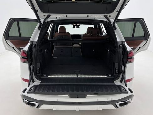 New 2026 BMW X5 xDrive50e w/ M Sport Package image 7