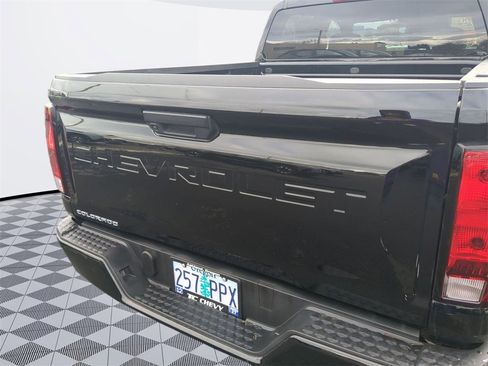 Used 2023 Chevrolet Colorado W/T image 25