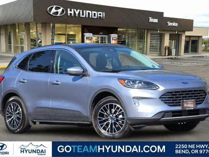 Used 2022 Ford Escape Titanium w/ Class II Trailer Tow Package