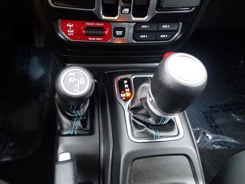 Used 2021 Jeep Wrangler Unlimited Rubicon w/ Steel Bumper Group image 22