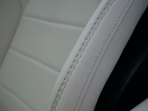 Used 2023 McLaren GT image 21