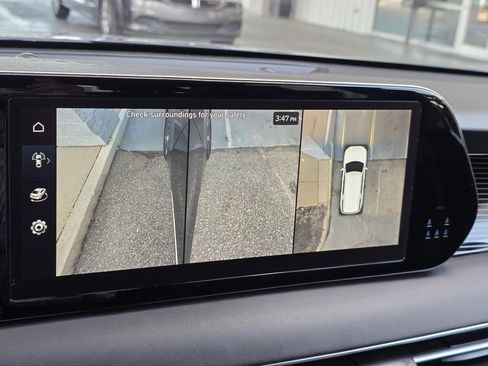 Used 2024 Hyundai Palisade Calligraphy image 25