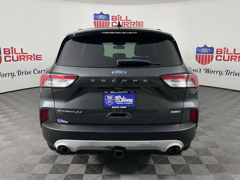 Used 2020 Ford Escape Titanium image 4