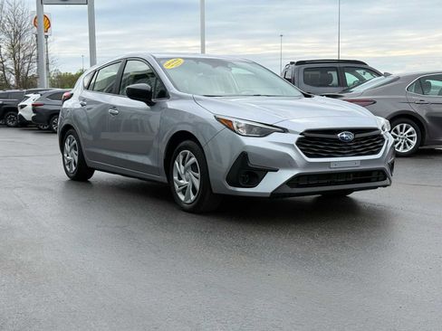 Used 2025 Subaru Impreza 2.0i AWD/4WD image 3