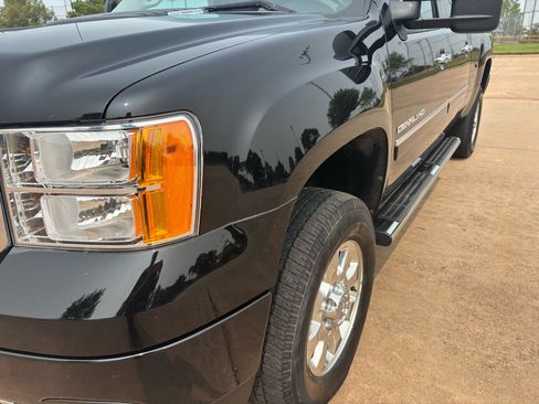 Used 2013 GMC Sierra 2500 Denali image 11