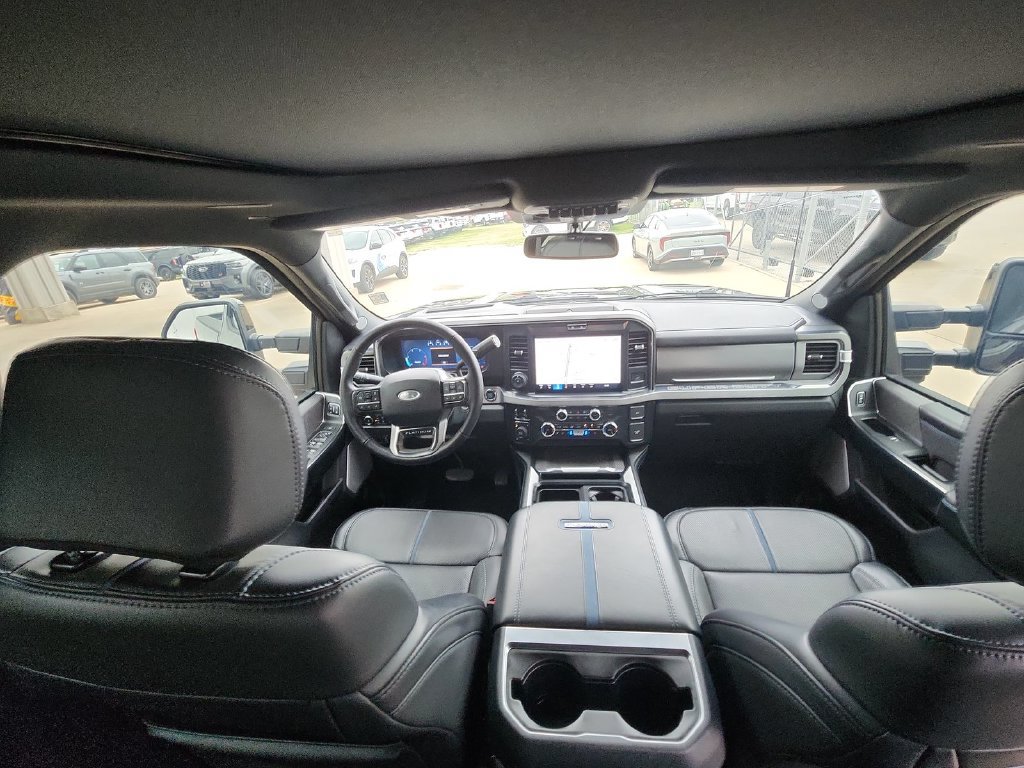 Used 2025 Ford F250 Platinum AWD/4WD image 10