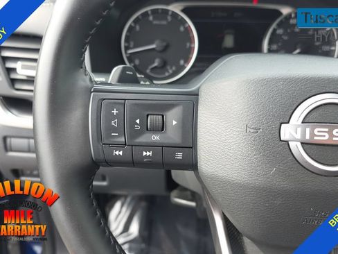 Used 2025 Nissan Rogue SV AWD/4WD image 17