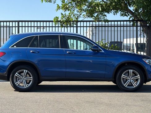 Certified 2022 Mercedes-Benz GLC 300 4MATIC image 3