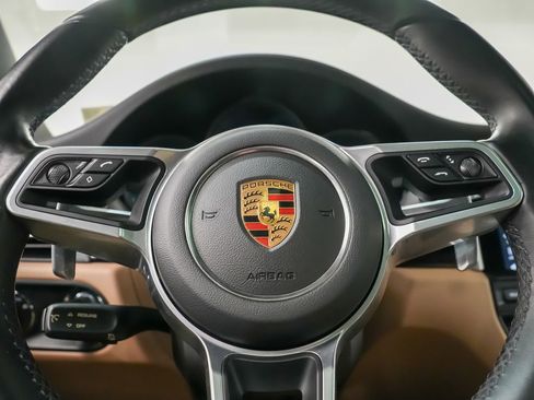 Used 2021 Porsche Macan S image 27