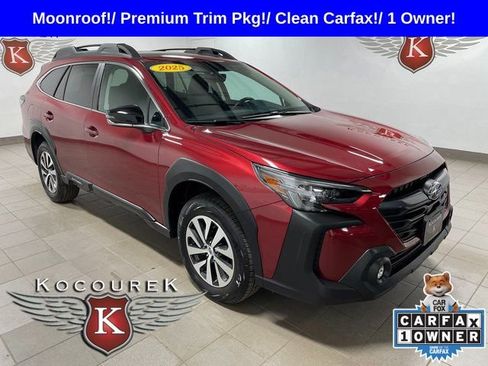 Used 2025 Subaru Outback Premium AWD/4WD image 1