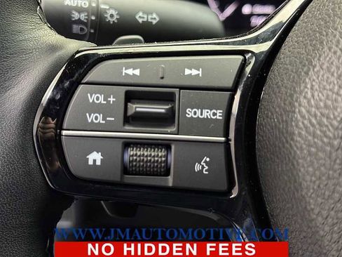 Used 2025 Honda Civic Sport image 35