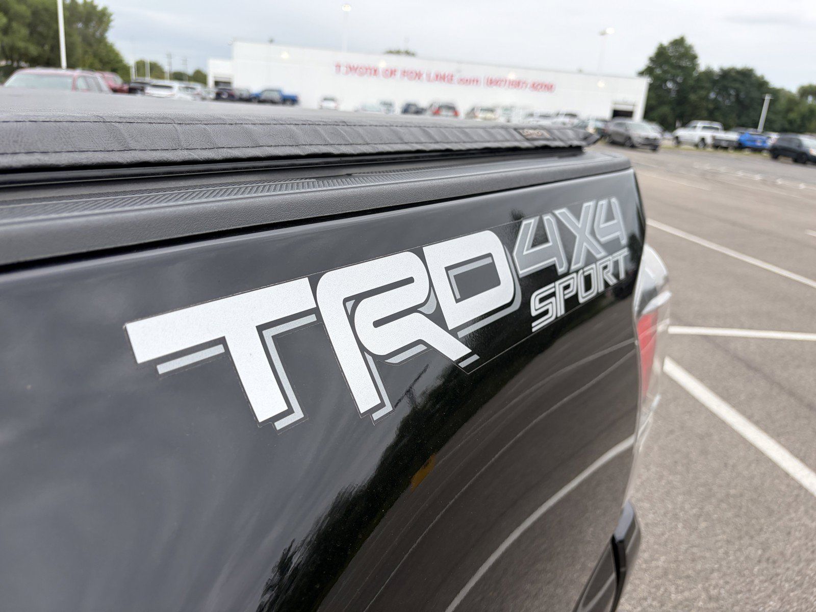Used 2022 Toyota Tacoma TRD Sport w/ Technology Package AWD/4WD image 28