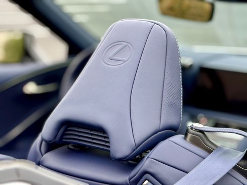 Used 2024 Lexus LC 500 Convert w/ Inspiration Series image 38