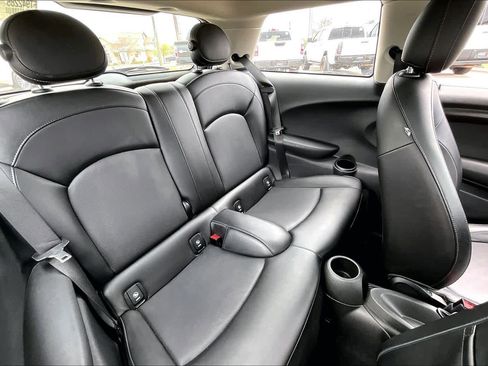 Used 2015 MINI Cooper 2-Door Hardtop image 20