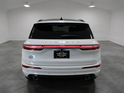 New 2026 Lincoln Corsair Reserve image 7