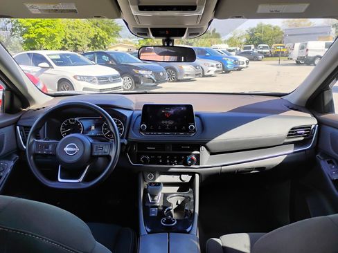 Used 2023 Nissan Rogue S AWD/4WD image 45