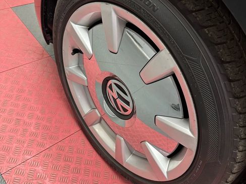 Used 2015 Volkswagen Beetle 1.8T image 35