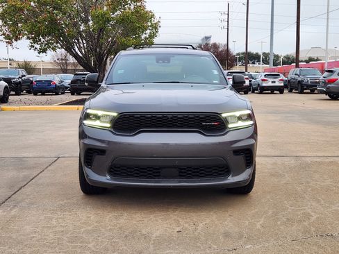 Used 2024 Dodge Durango GT image 3