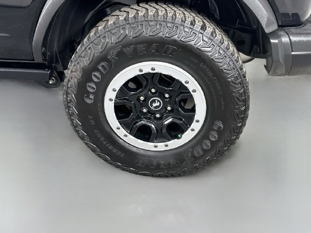 Used 2024 Ford Bronco Badlands w/ Sasquatch Package AWD/4WD image 28