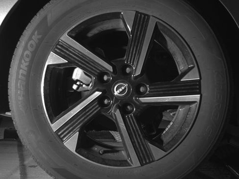 Used 2025 Nissan Sentra SV image 15