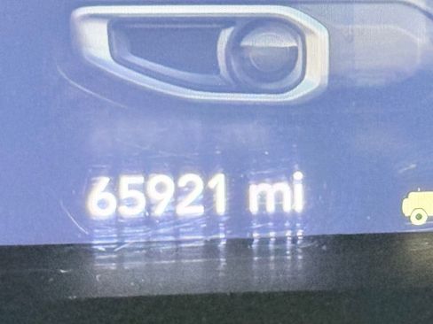 Used 2019 Jeep Wrangler Unlimited Sahara w/ Uconnect 4C Nav & Sound Group AWD/4WD image 15