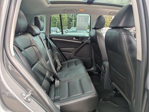 Used 2013 Volkswagen Tiguan SEL AWD/4WD image 34